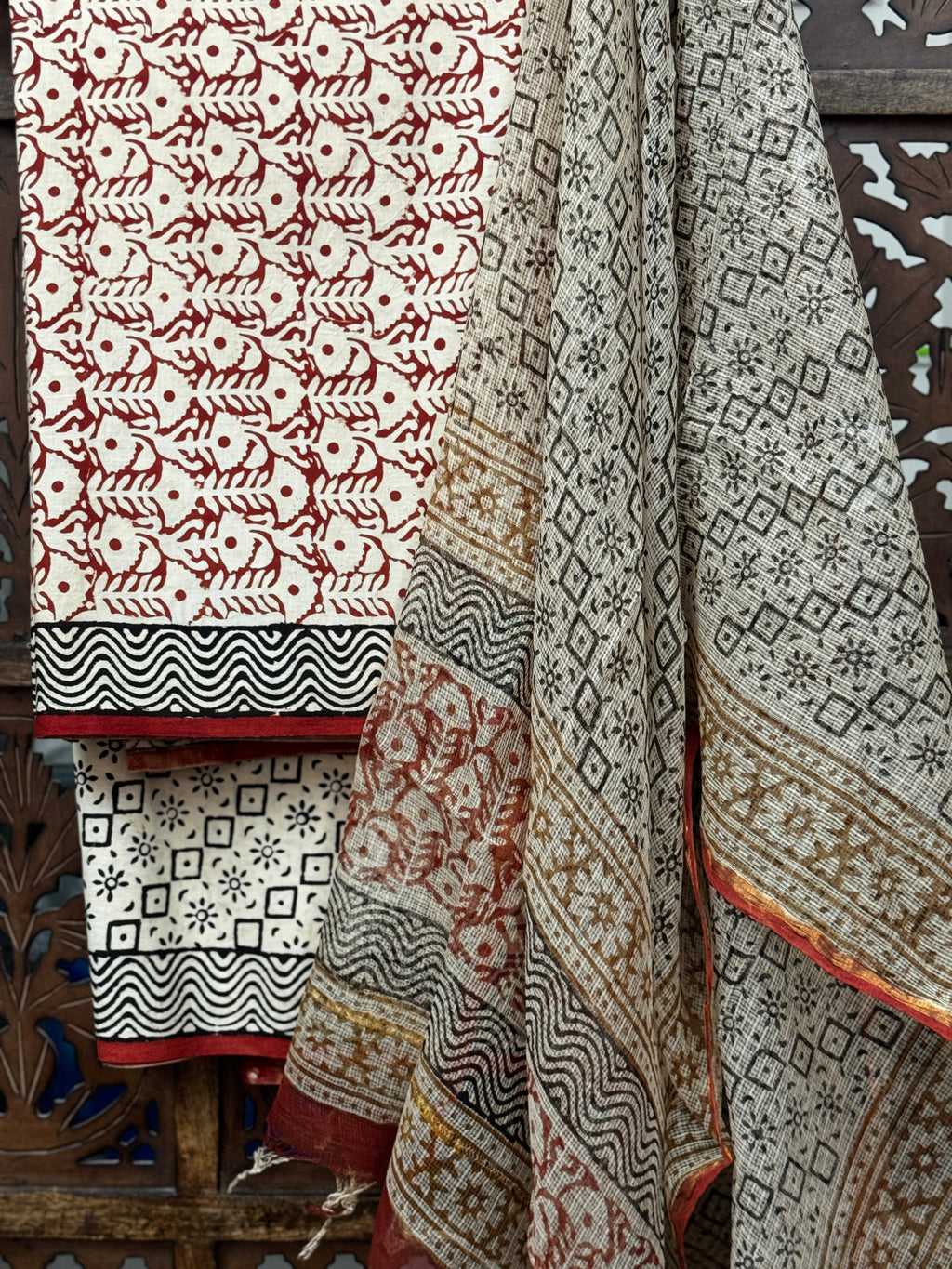 Handblock Printed Cotton Suit Set with Artisanal Kota Doria Dupatta – Earthy Maroon & Ivory HANDMADEAHOLIC BY MISHKA