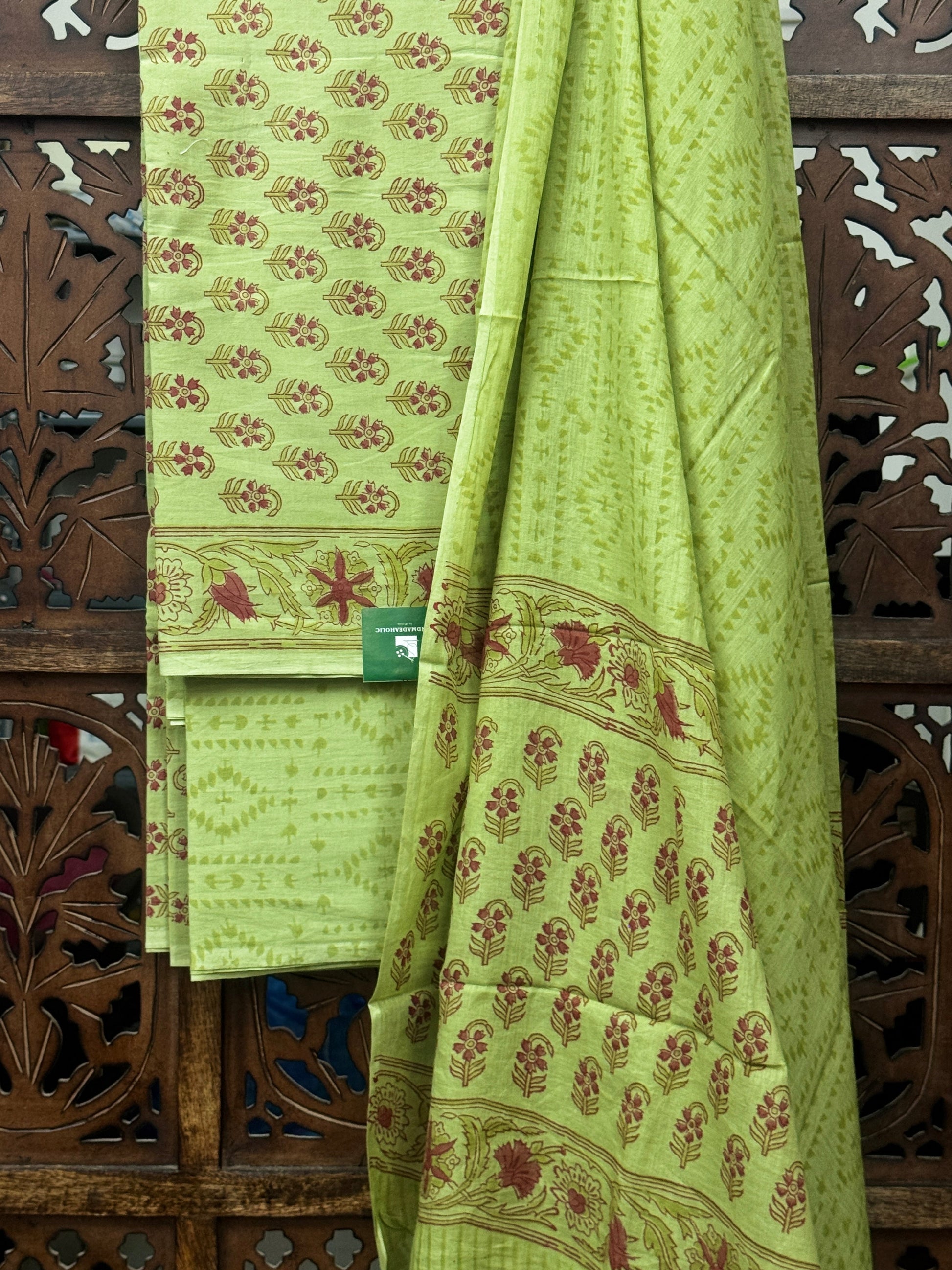 Artisanal Handblock Cotton Suit Set – Pistachio Green & Earthy Maroon HANDMADEAHOLIC BY MISHKA