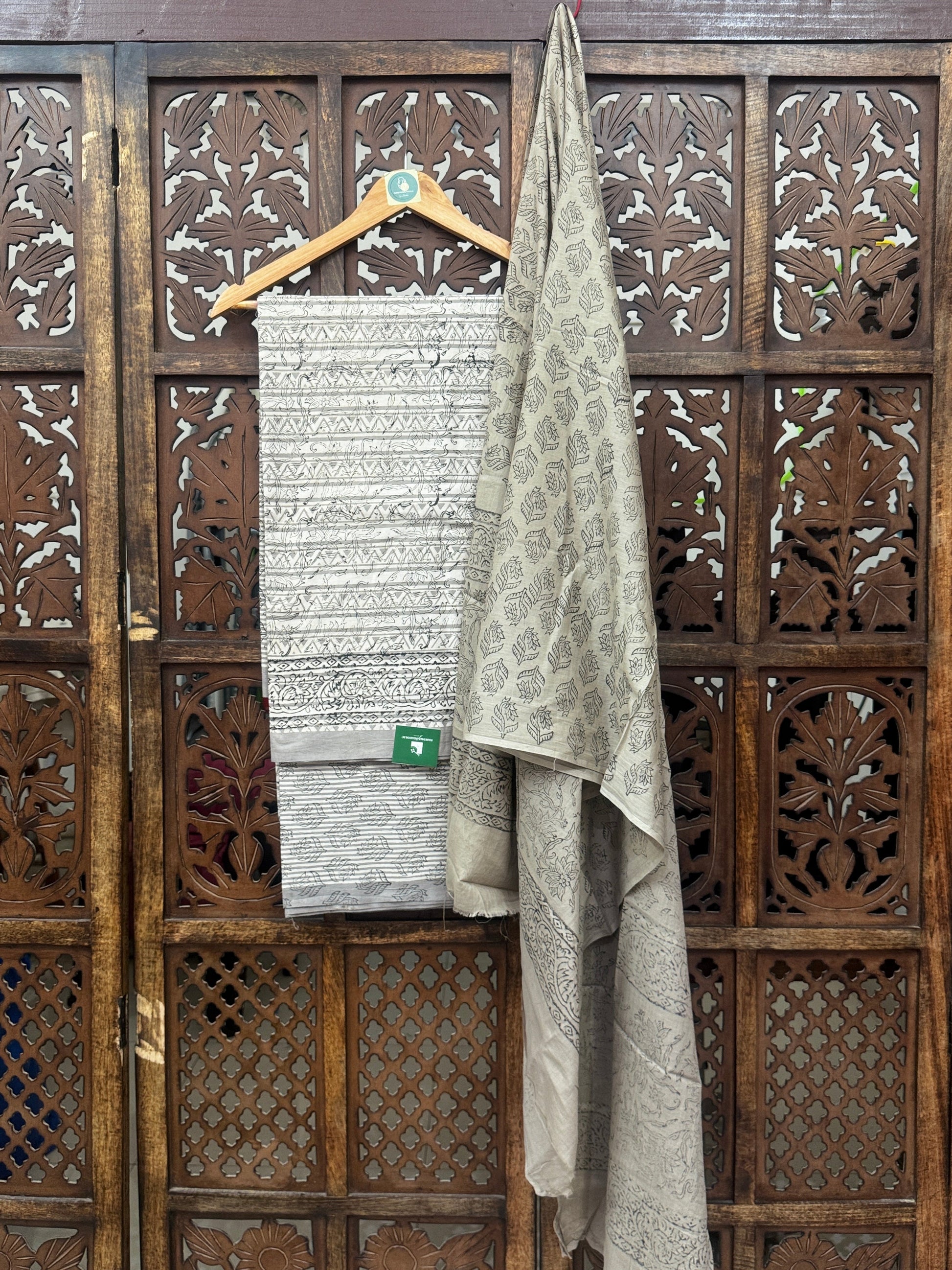 Artisan’s Slate: Handblock Printed Cotton 3-Piece Unstitched Suit Set HANDMADEAHOLIC BY MISHKA