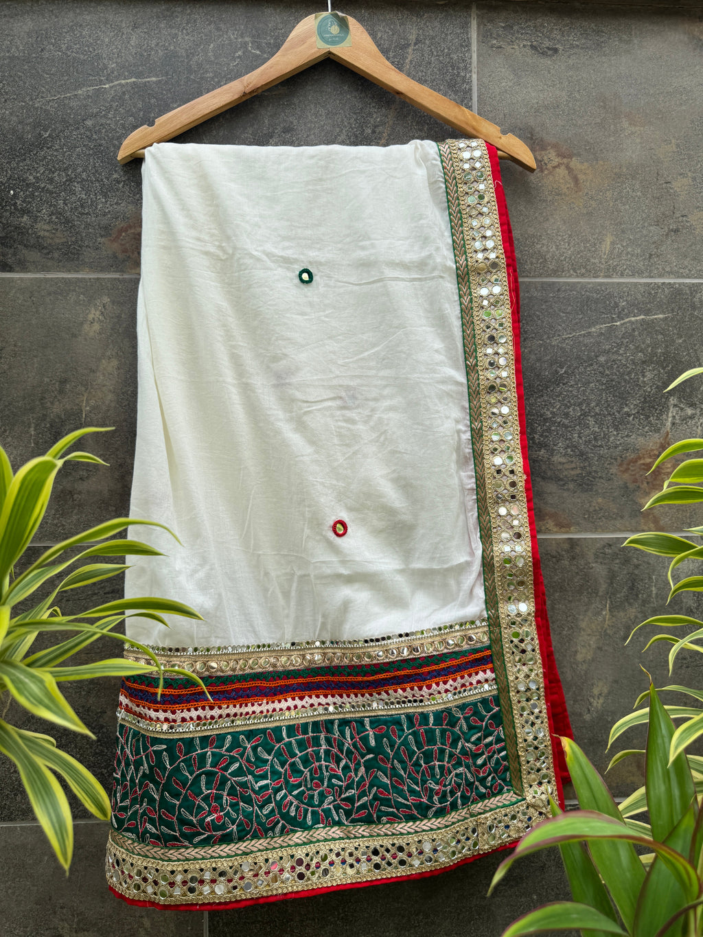 Off-White Varajana Dupatta HANDMADEAHOLIC BY MISHKA