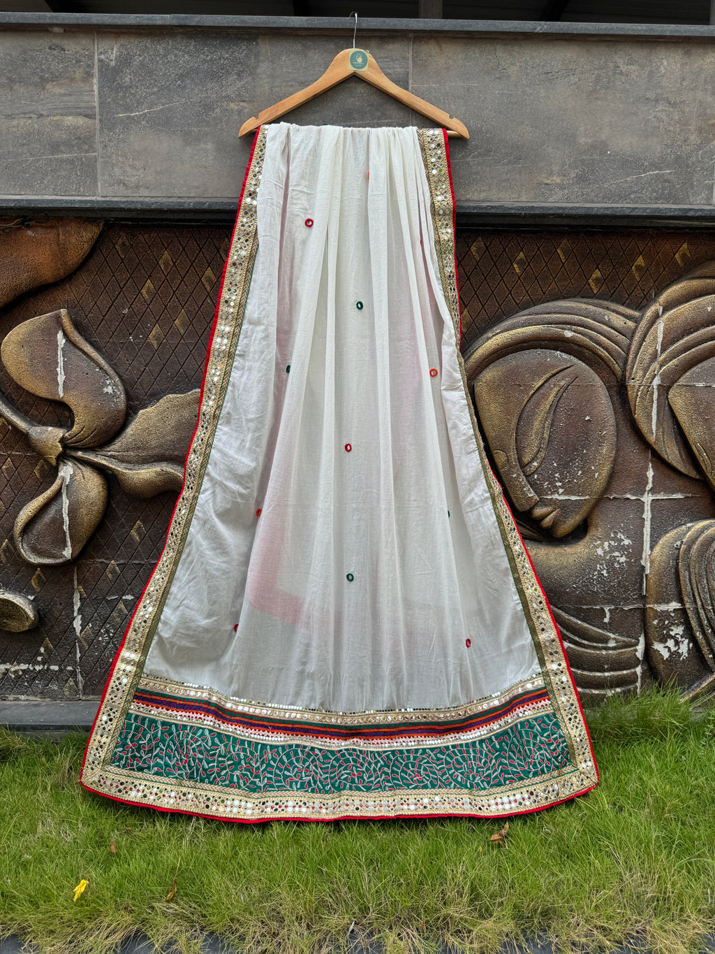 Off-White Varajana Dupatta HANDMADEAHOLIC BY MISHKA