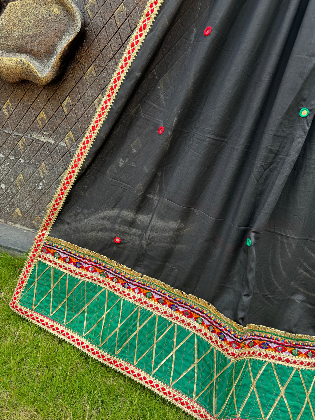 Classic Black Varajana Dupatta HANDMADEAHOLIC BY MISHKA