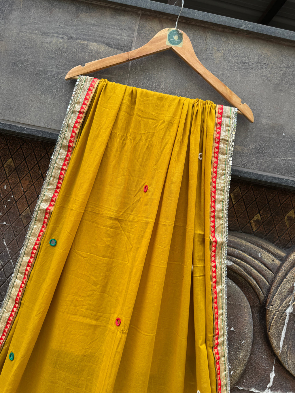 Elegant Mustard Varajana Mulmul Cotton Dupatta HANDMADEAHOLIC BY MISHKA