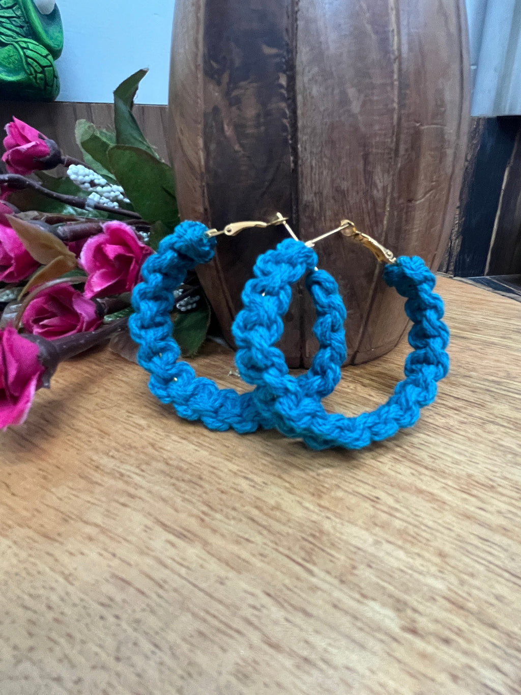 PEACOCK BLUE BOX MACRAME EARRING handmadeaholicmishka