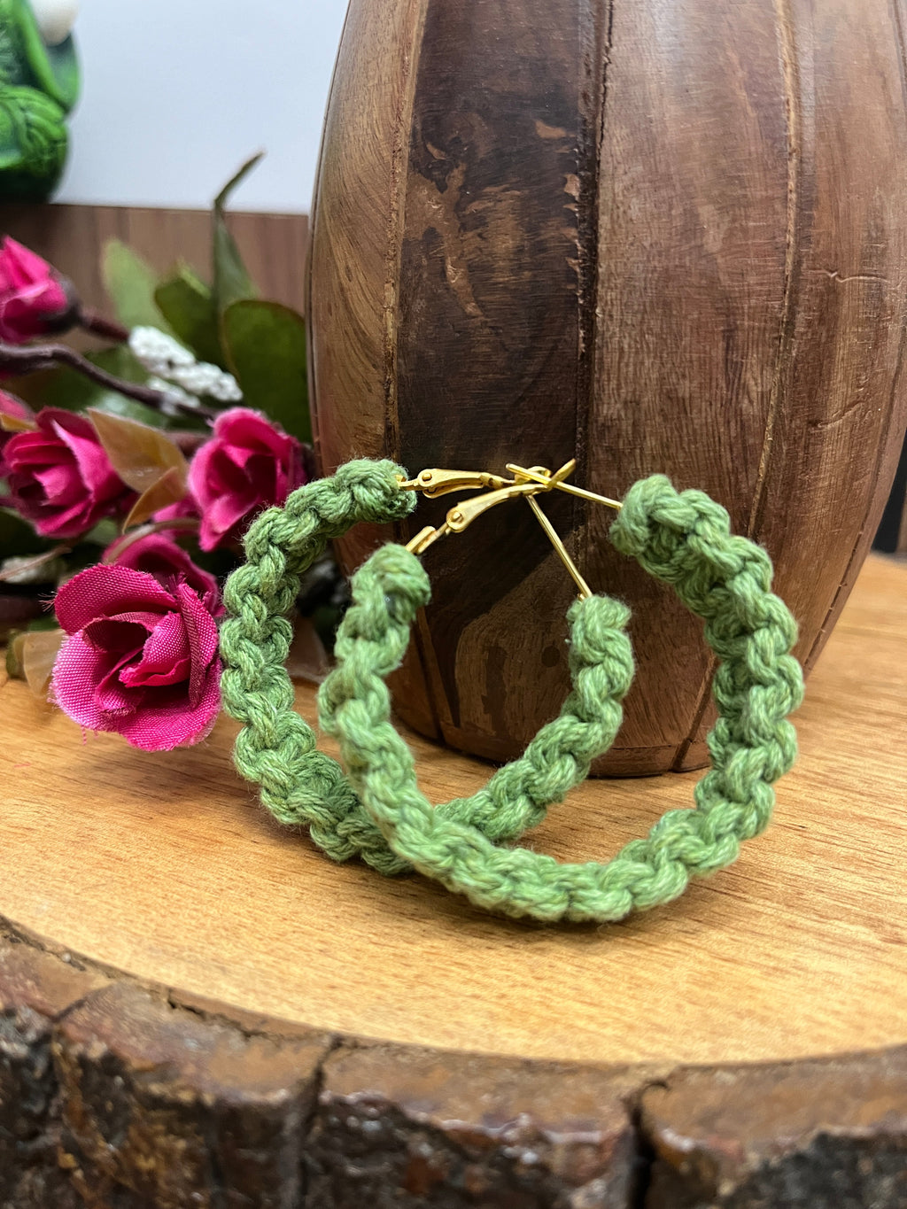 PISTA GREEN BOX MACRAME EARRING handmadeaholicmishka