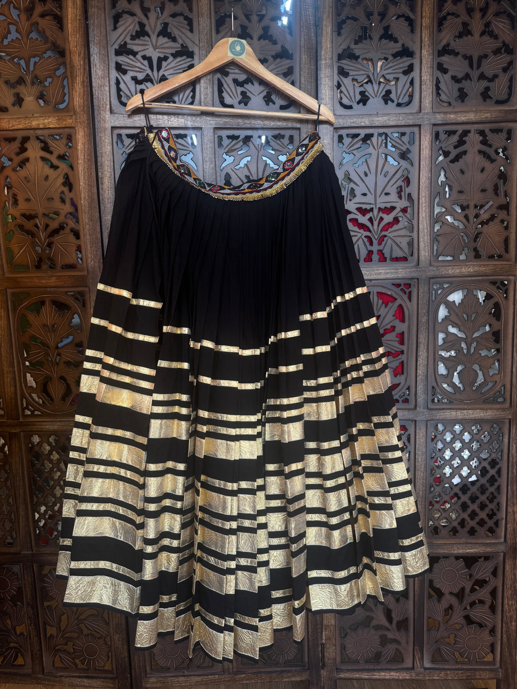 BLACK LAMPI SKIRT RAAS'25 HANDMADEAHOLIC BY MISHKA