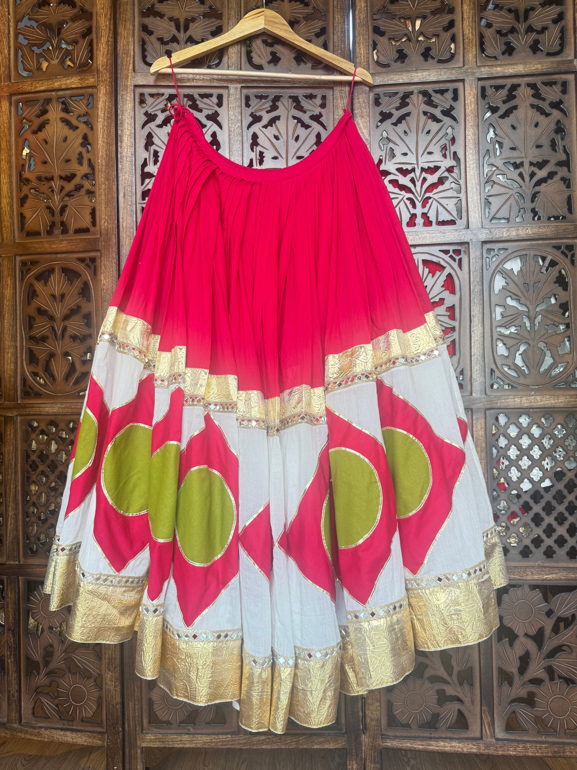 RANI PINK SKIRT RAAS'25 HANDMADEAHOLIC BY MISHKA