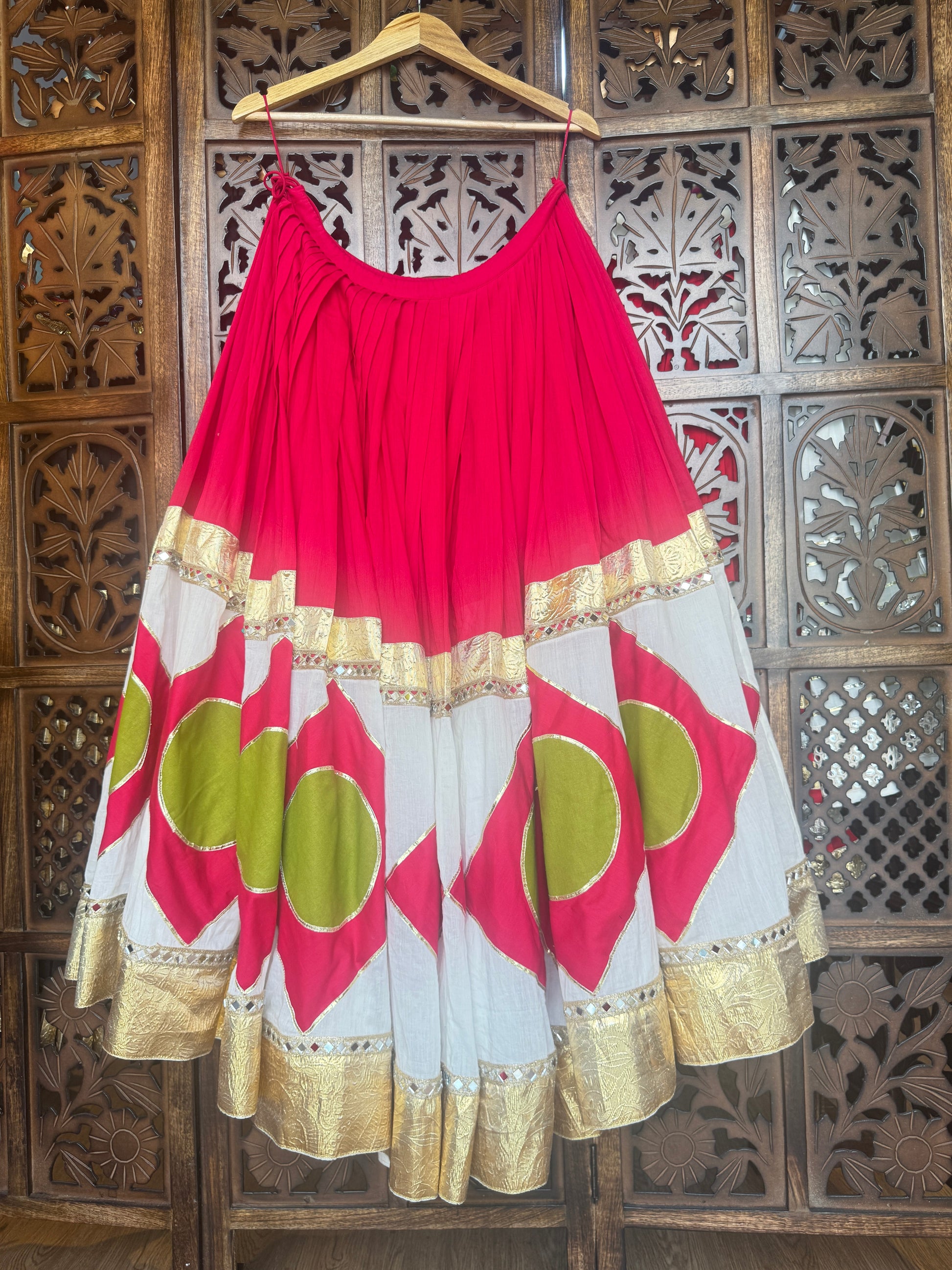 RANI PINK SKIRT RAAS'25 HANDMADEAHOLIC BY MISHKA