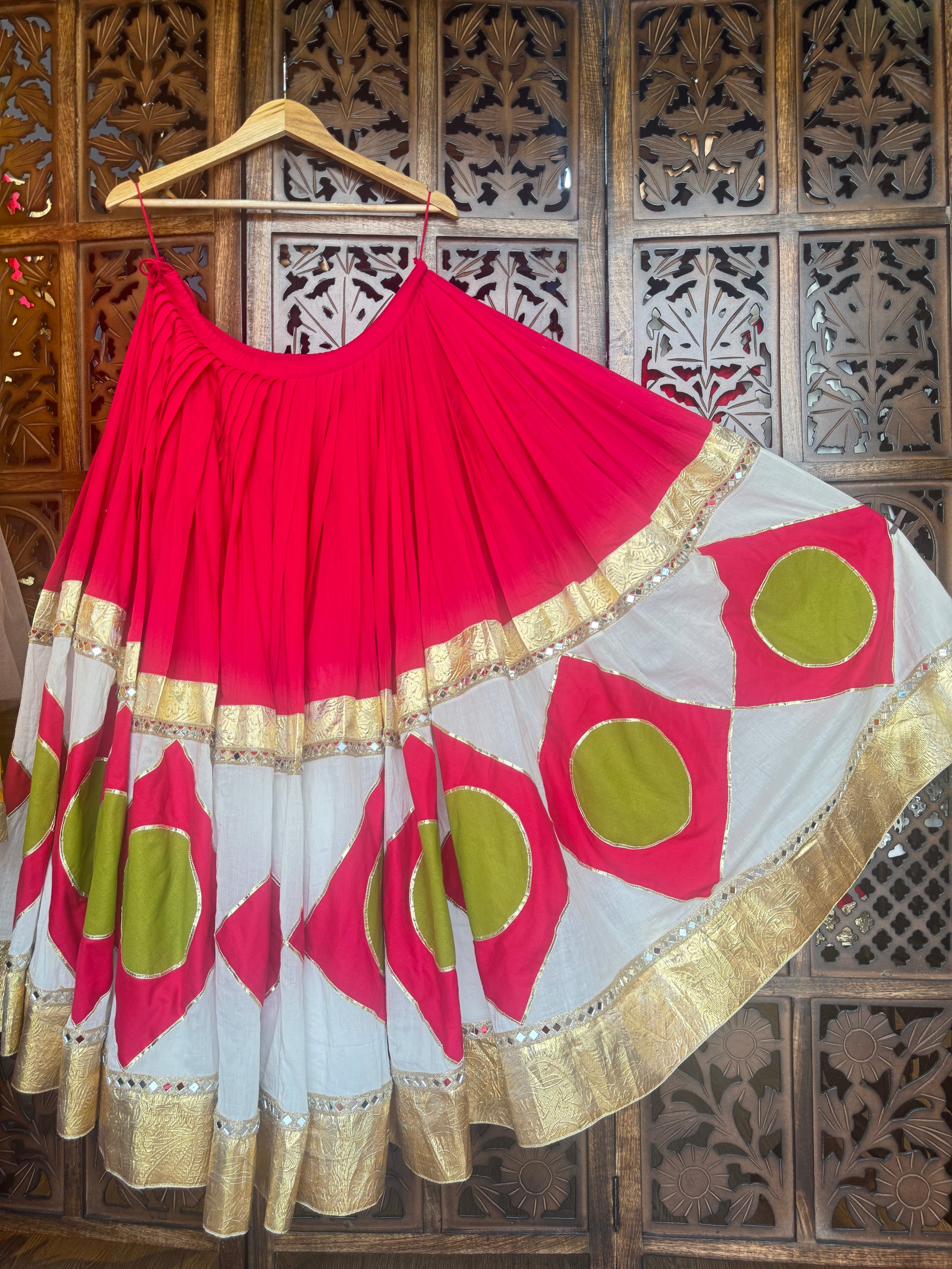 RANI PINK SKIRT RAAS'25 HANDMADEAHOLIC BY MISHKA