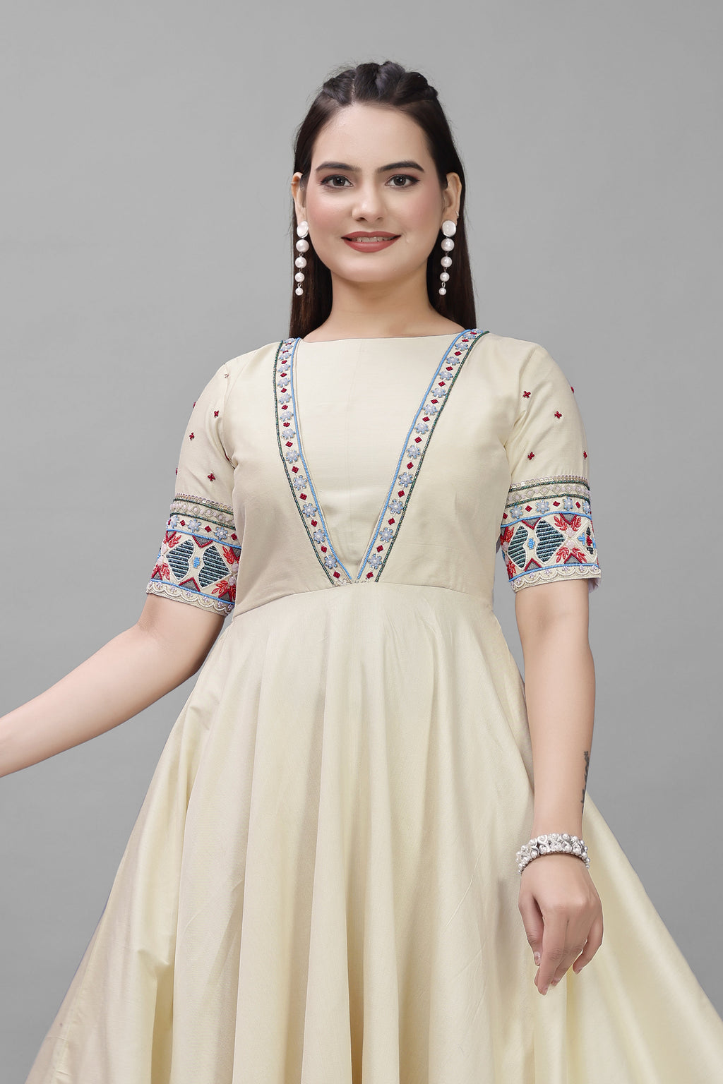 OFF WHITE ANARKALI HANDWORK SUIT HANDMADEAHOLIC BY MISHKA