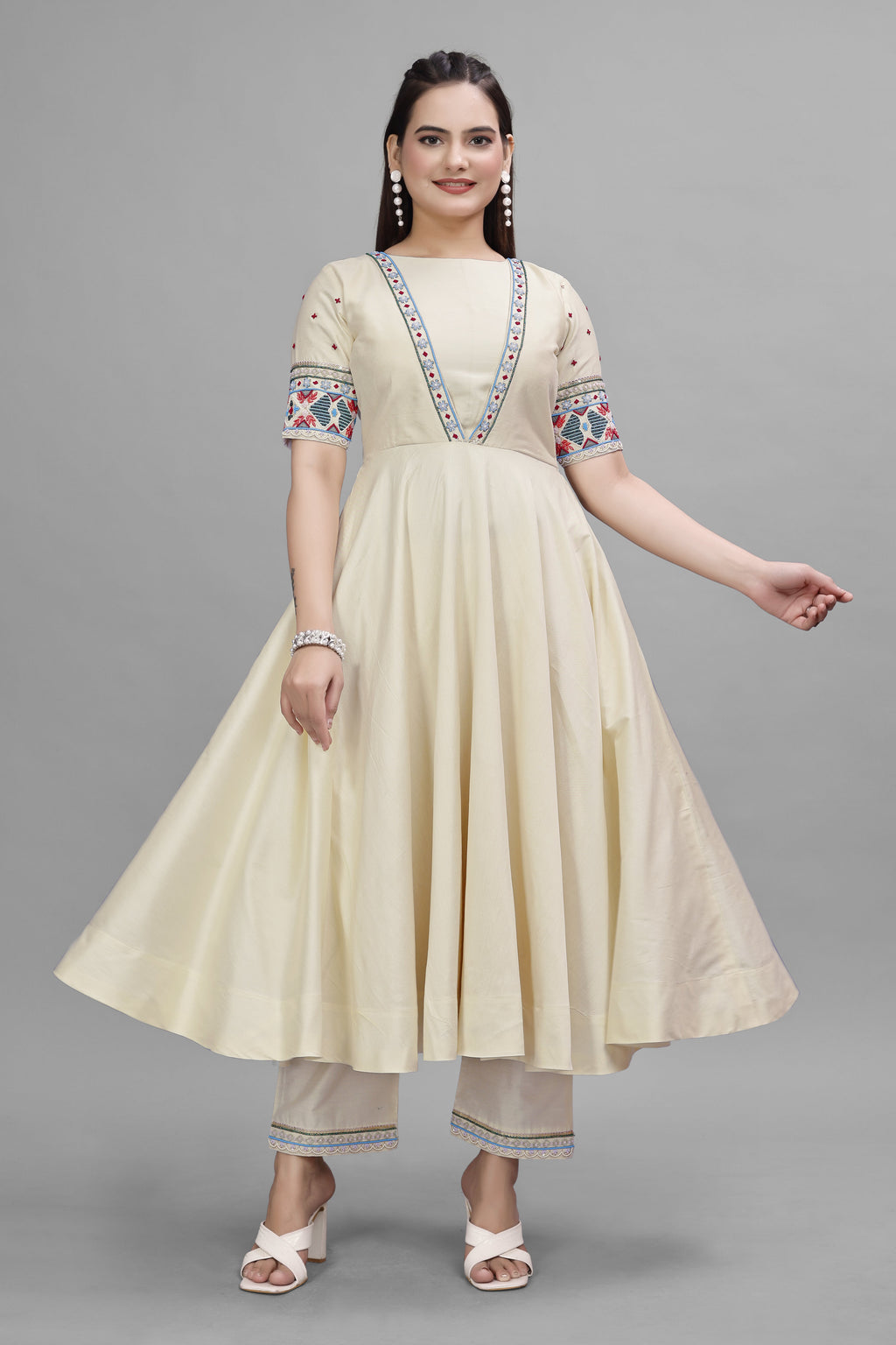 OFF WHITE ANARKALI HANDWORK SUIT HANDMADEAHOLIC BY MISHKA