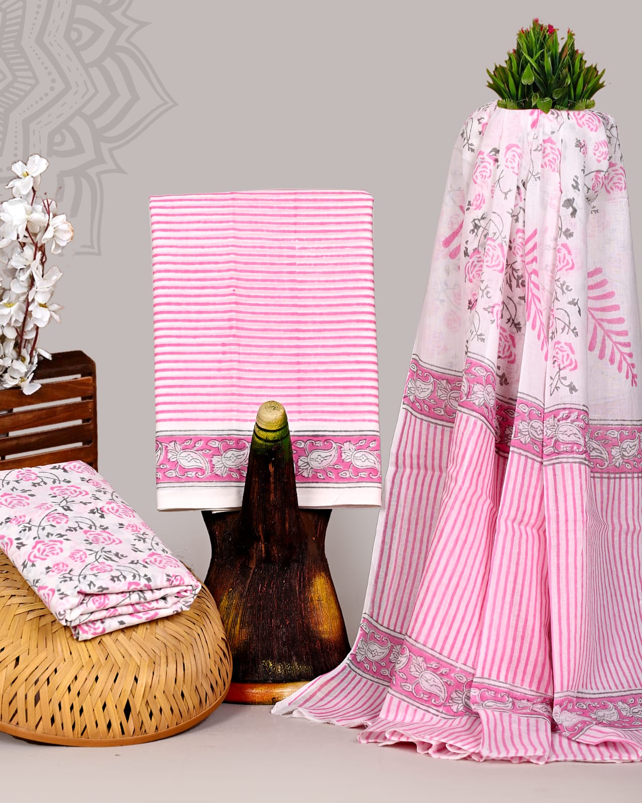 HANDBLOCK COTTON UNSTITCHED SUIT WITH COTTON DUPATTA