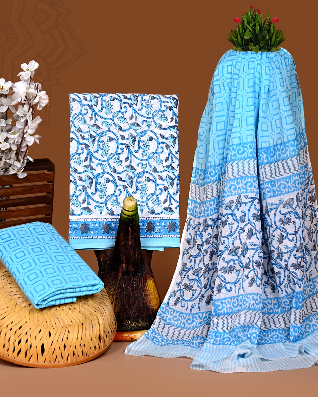 HANDBLOCK COTTON UNSTITCHED SUIT WITH COTTON DUPATTA