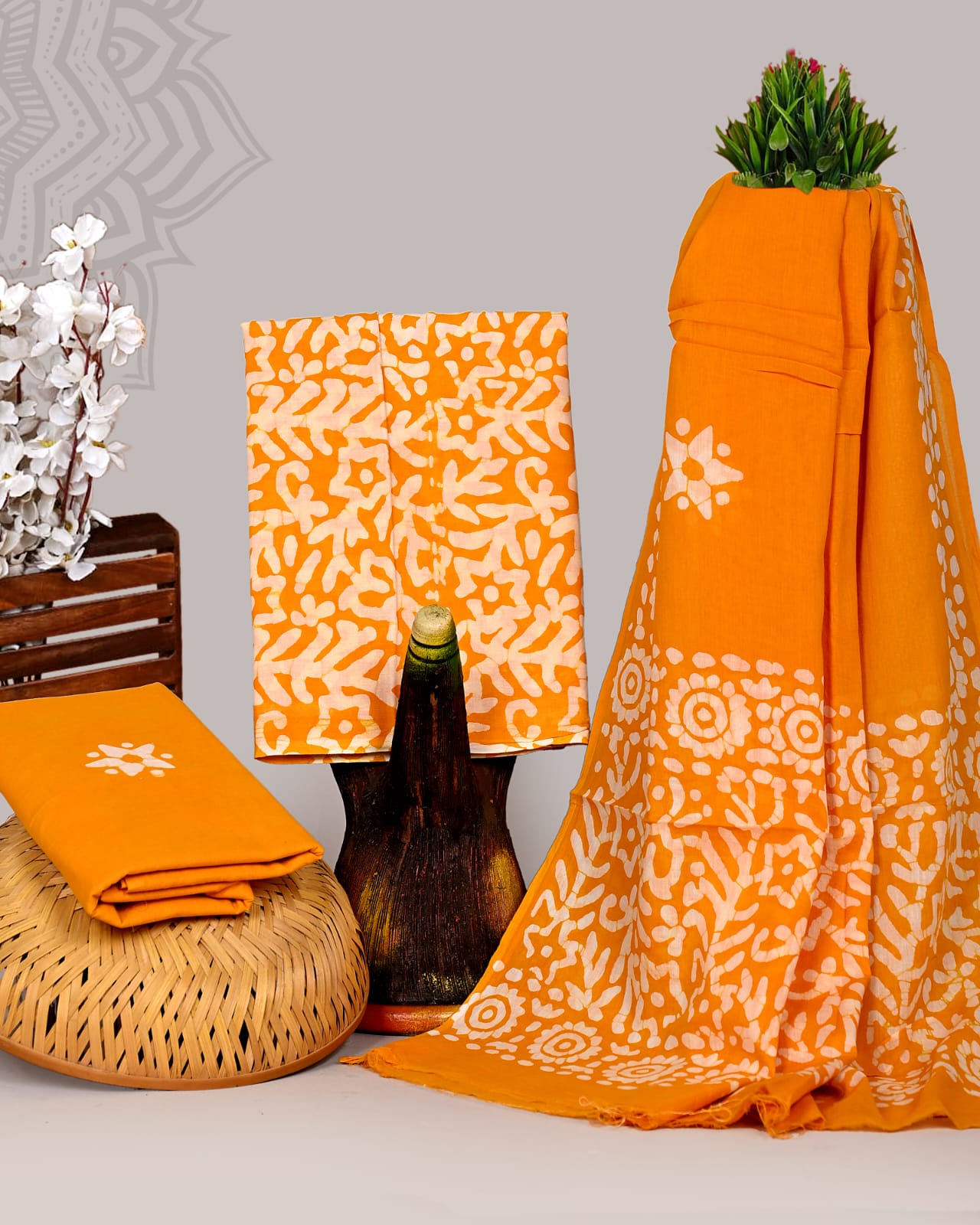 HANDBLOCK COTTON UNSTITCHED SUIT WITH COTTON DUPATTA