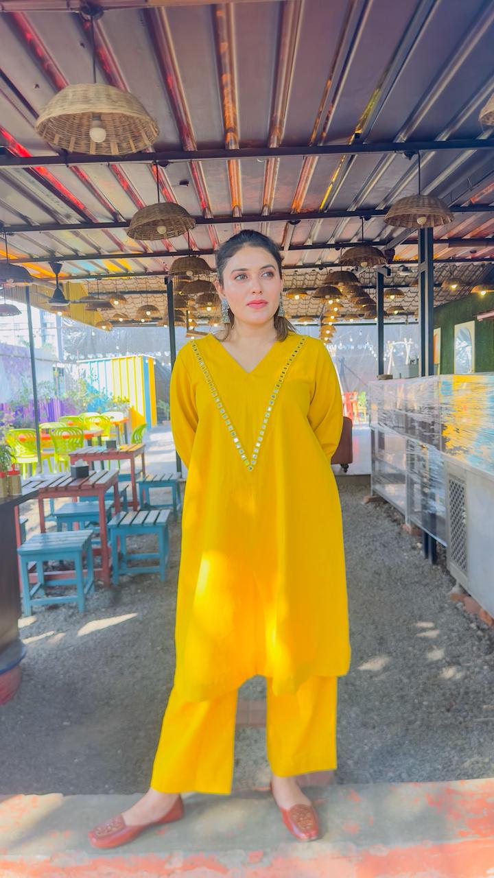 Solar Flare Hand-Woven Cotton V-Neck Kurta & Wide-Leg Pant Set-AABHALA COLLECTION