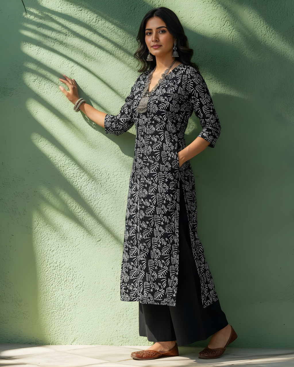 BLACK LEAF PRINT KURTA HANDMADEAHOLIC BY MISHKA