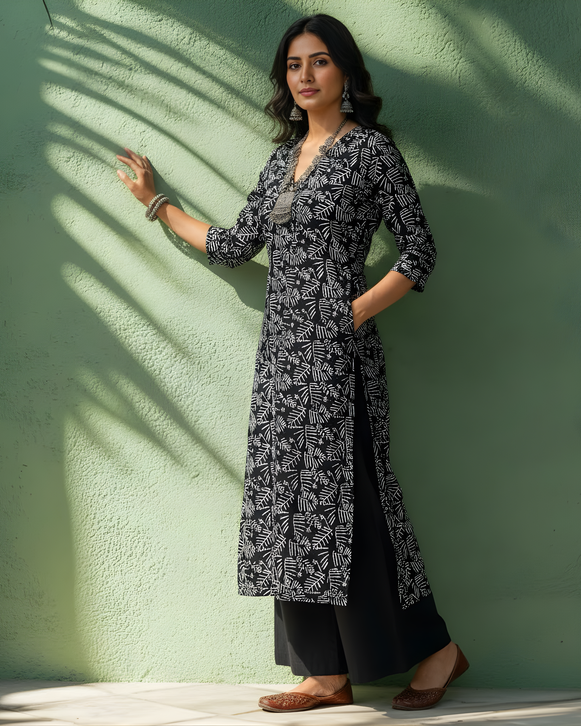 BLACK LEAF PRINT KURTA HANDMADEAHOLIC BY MISHKA